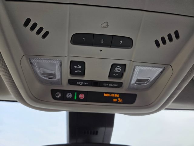 Used 2024 GMC Terrain Denali w/ Denali Premium Package image 34