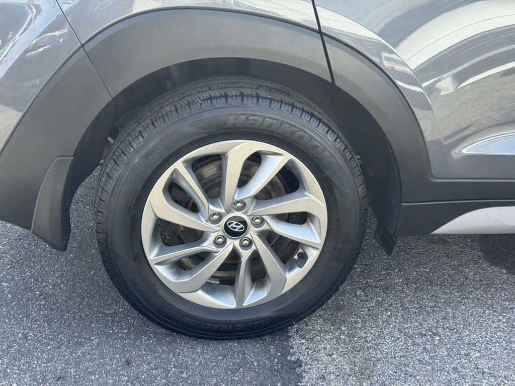Used 2017 Hyundai Tucson SE image 10