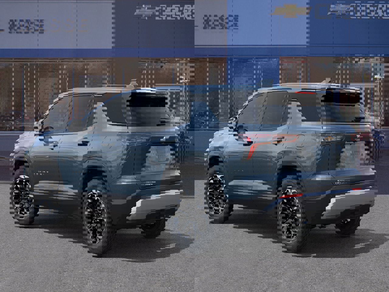 New 2026 Chevrolet Equinox LT w/ Convenience Package II AWD/4WD image 3