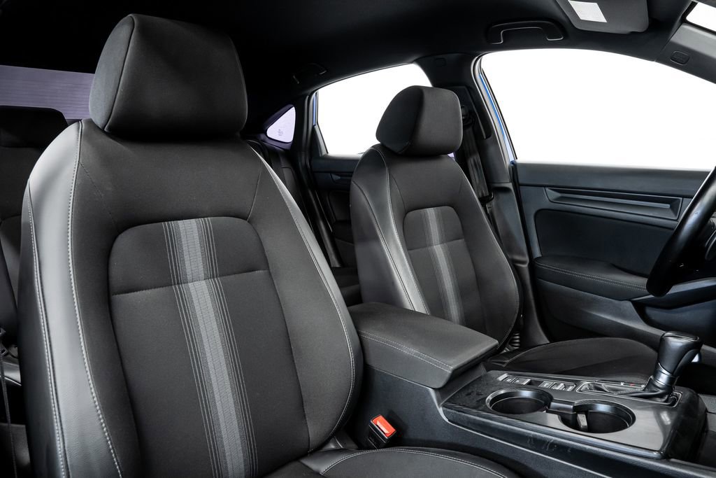 Used 2023 Honda Civic Sport image 30