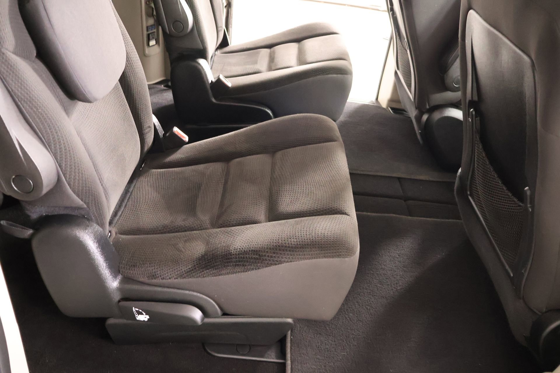Used 2017 Dodge Grand Caravan SE w/ Power Window Group FWD image 14
