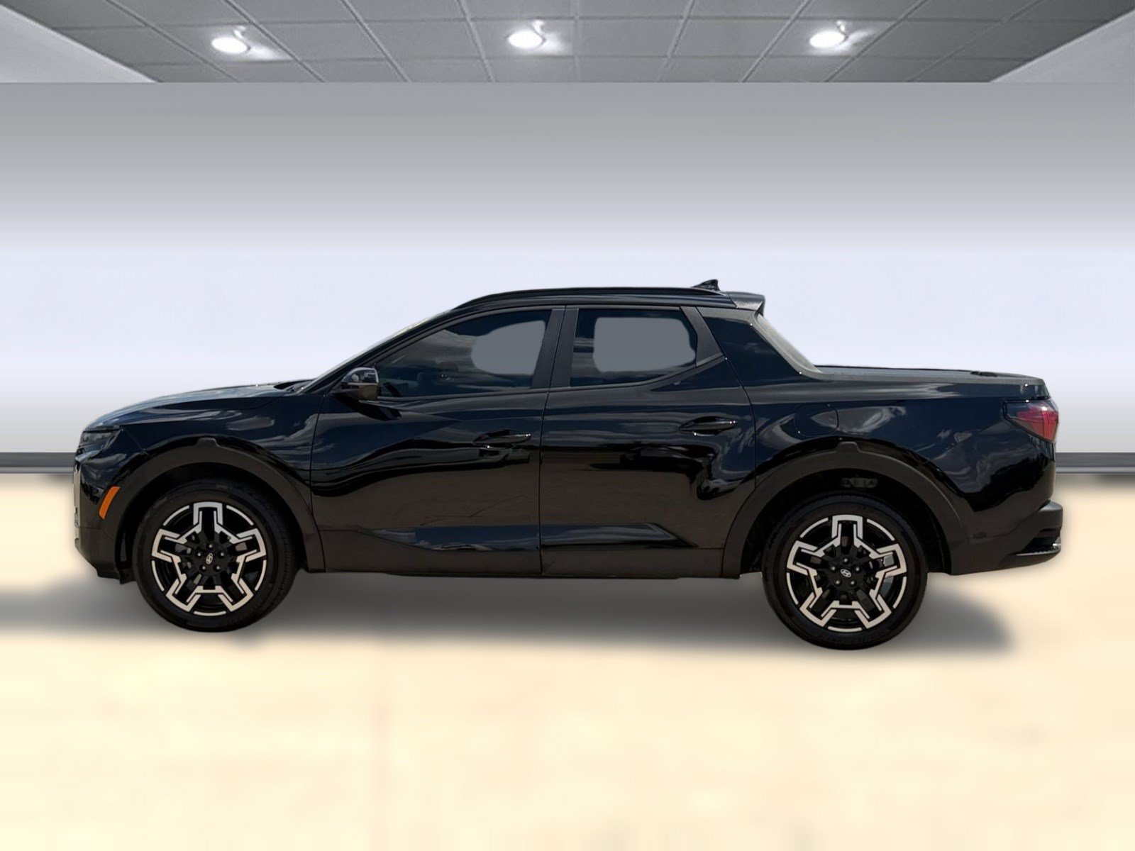 Used 2025 Hyundai Santa Cruz Limited AWD/4WD image 2
