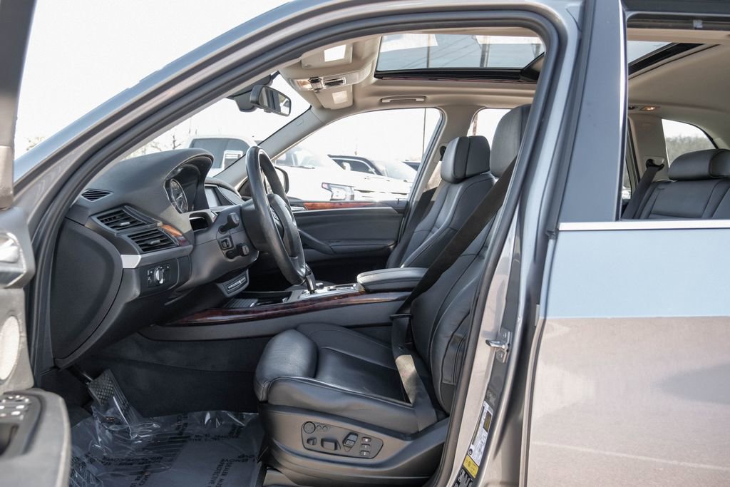 Used 2013 BMW X5 xDrive50i image 38