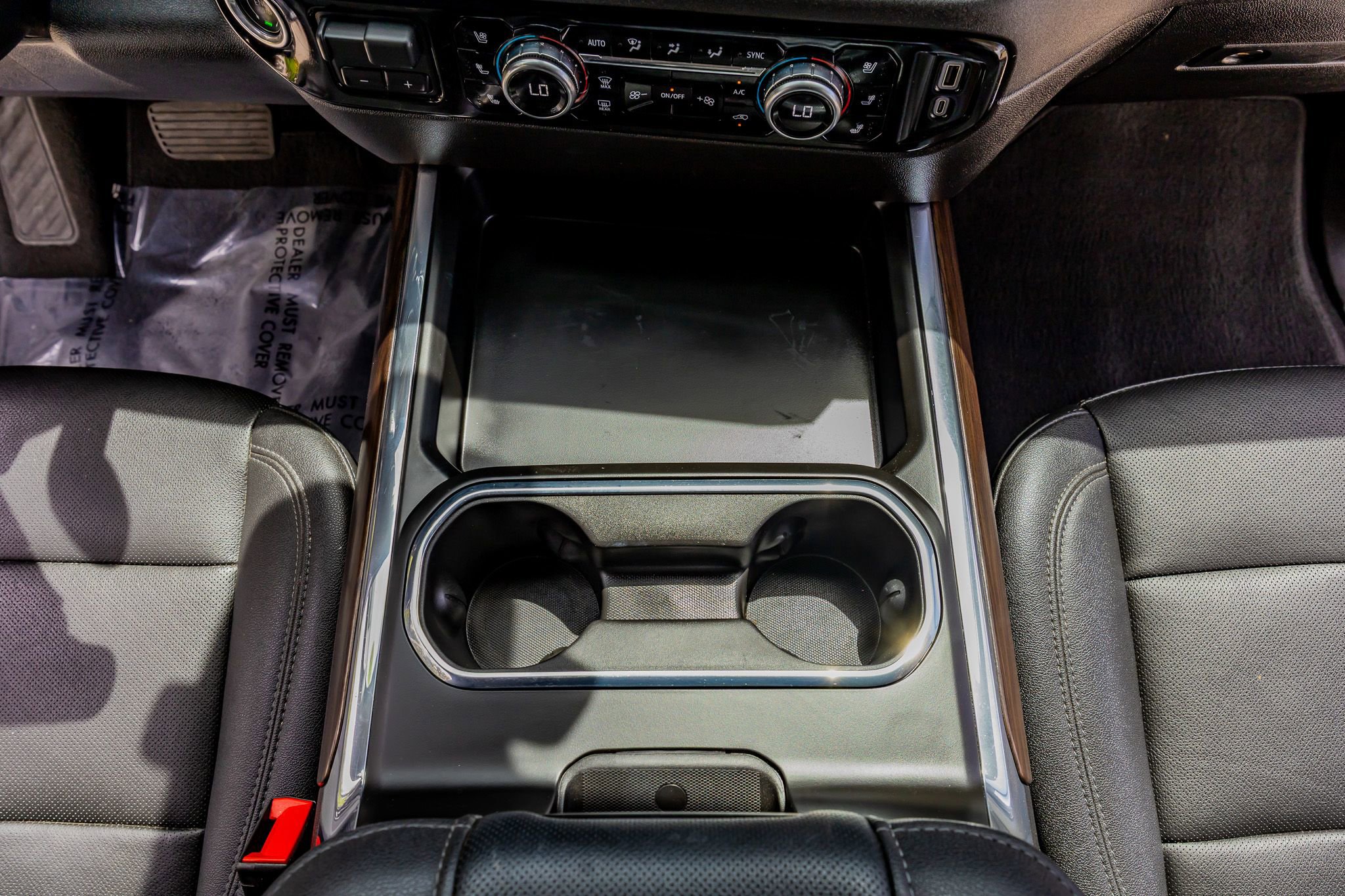 Used 2024 GMC Sierra 3500 SLT w/ SLT Premium Package AWD/4WD image 28