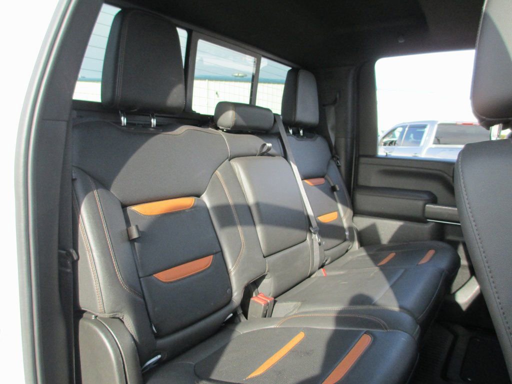 Used 2023 GMC Sierra 2500 AT4 w/ AT4 Premium Plus Package image 21
