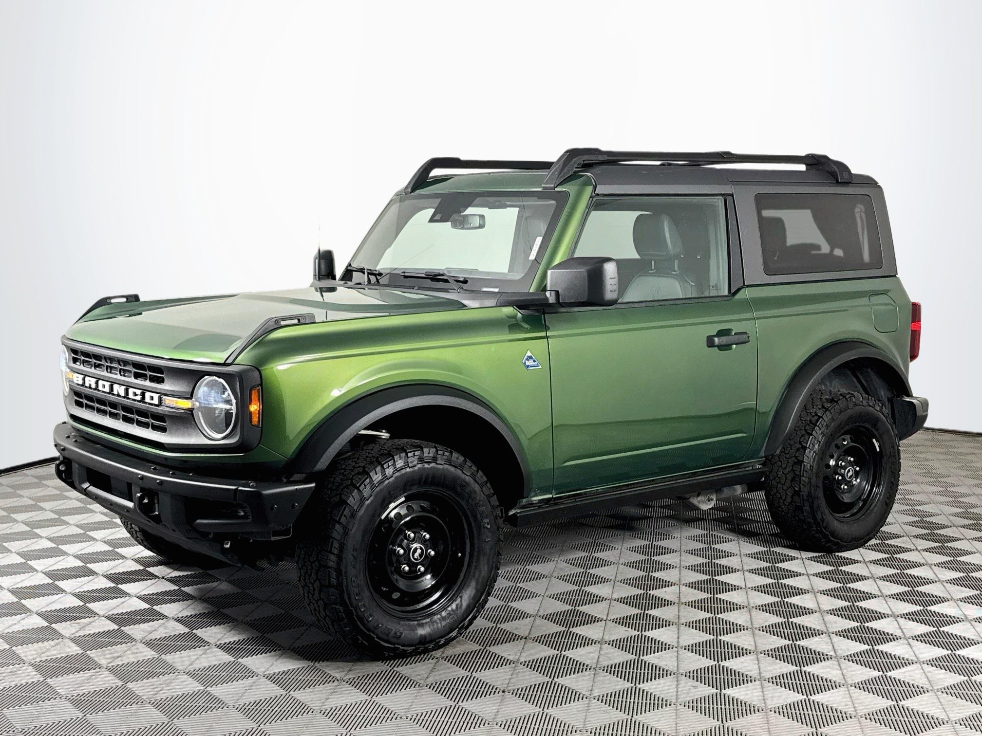 Used 2022 Ford Bronco Black Diamond AWD/4WD image 4