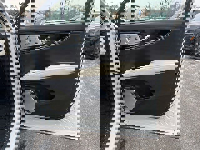 Used 2022 Lincoln Nautilus Black Label w/ Class II Trailer Tow Package image 24