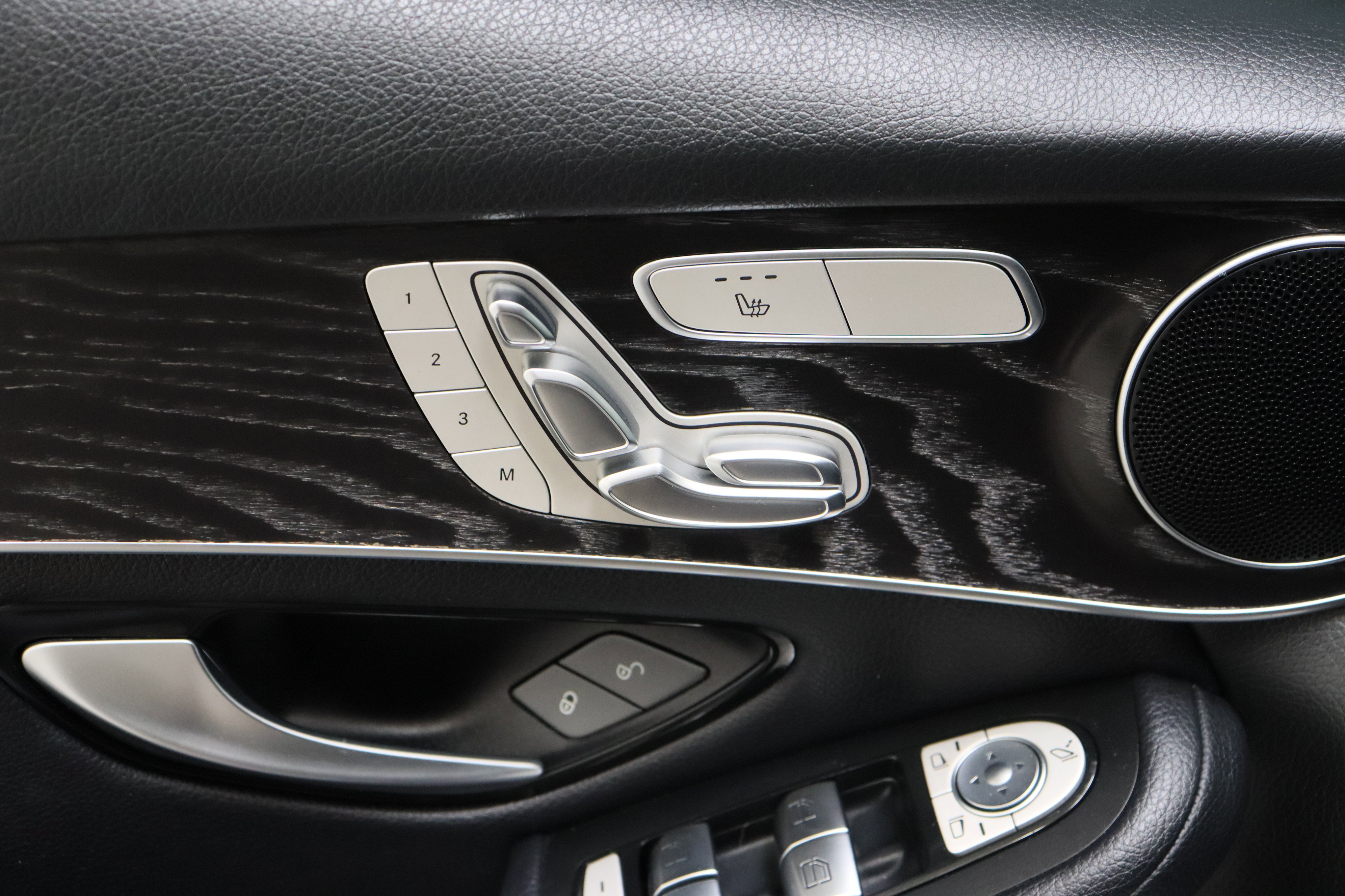 Used 2018 Mercedes-Benz GLC 300 image 13