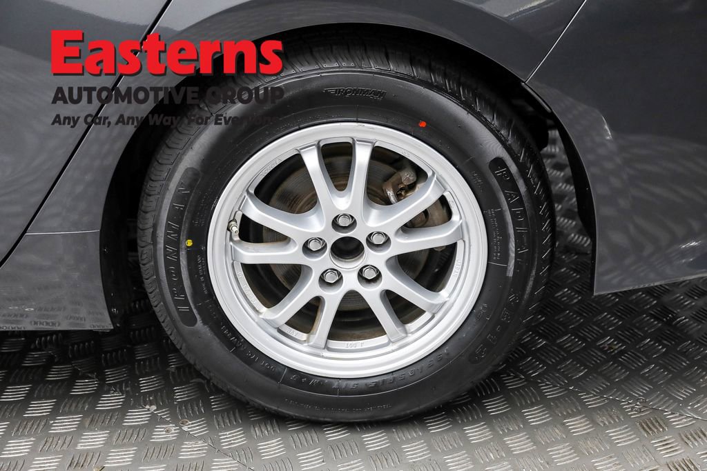 Used 2021 Toyota Prius Prime LE image 8