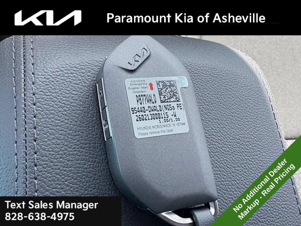 New 2026 Kia Sportage LX w/ LX Convenience Package AWD/4WD image 28