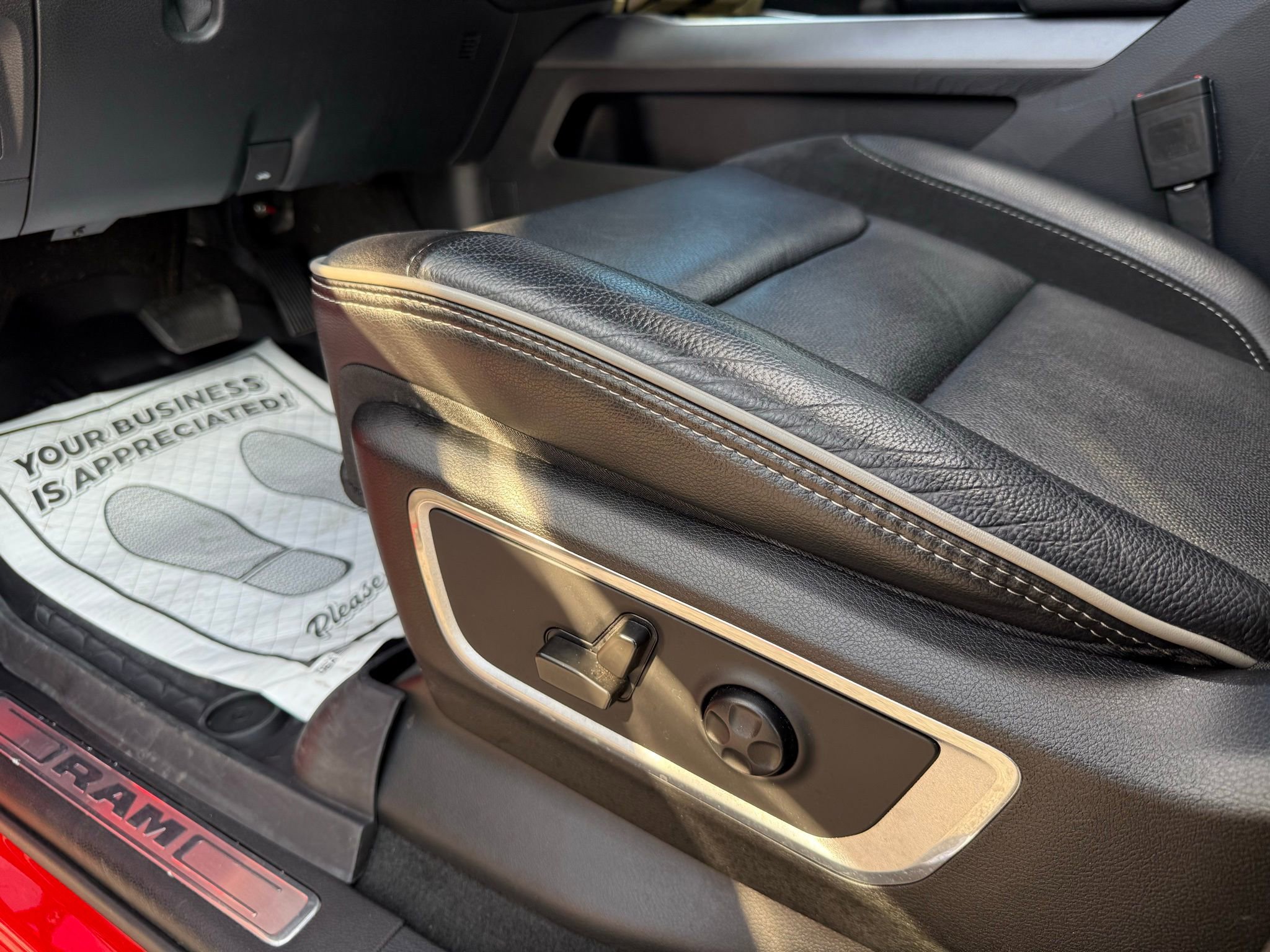 Used 2021 RAM 1500 Laramie w/ Sport Appearance Package image 43