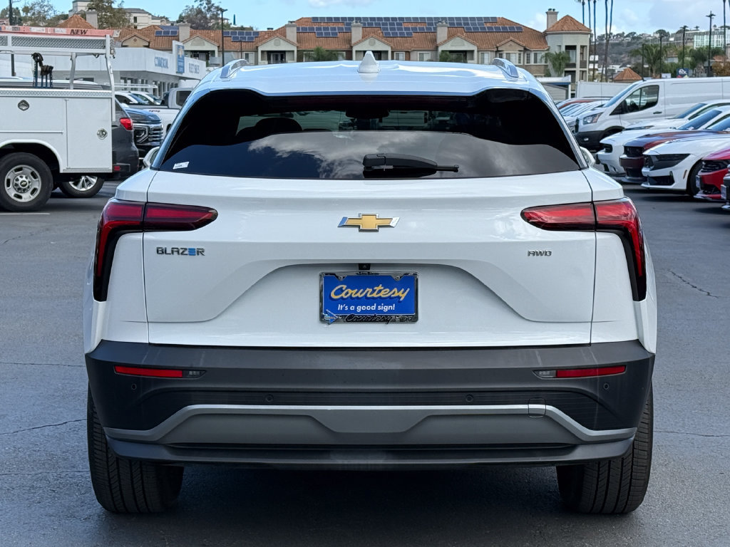 Used 2024 Chevrolet Blazer EV LT AWD/4WD image 8