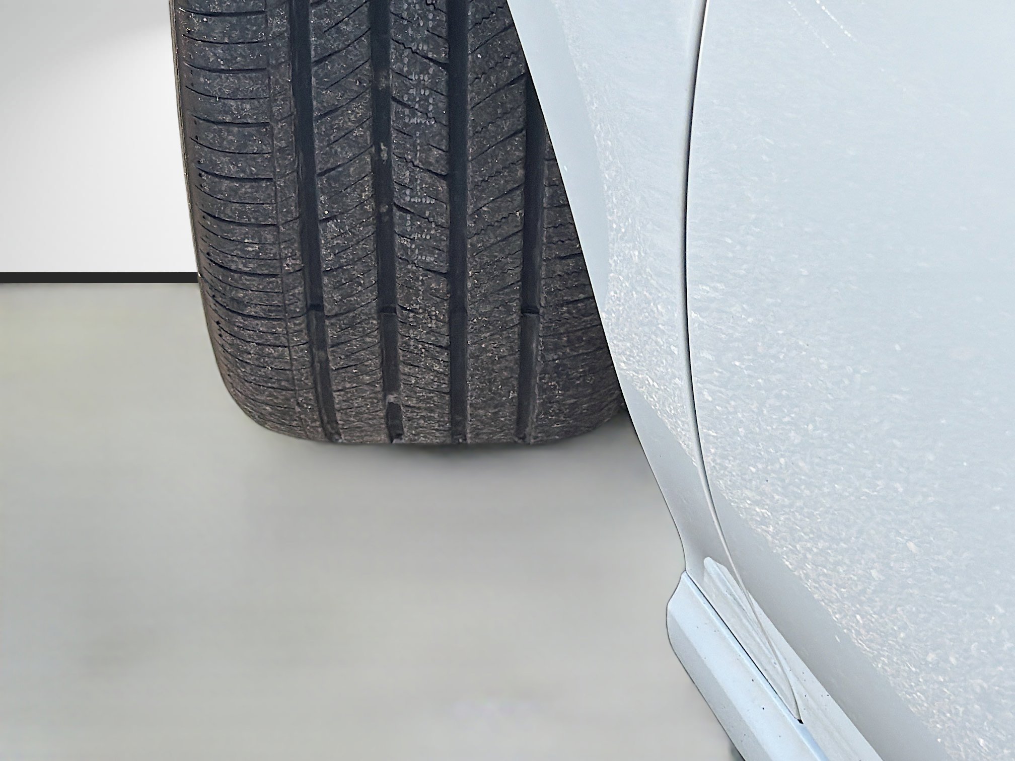 Used 2025 Toyota Camry SE w/ Multimedia Upgrade Package image 42