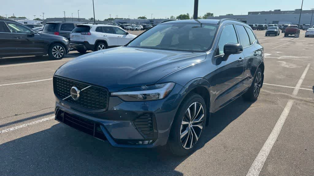 Used 2024 Volvo XC60 B5 Plus w/ Protection Package Premier AWD/4WD image 1