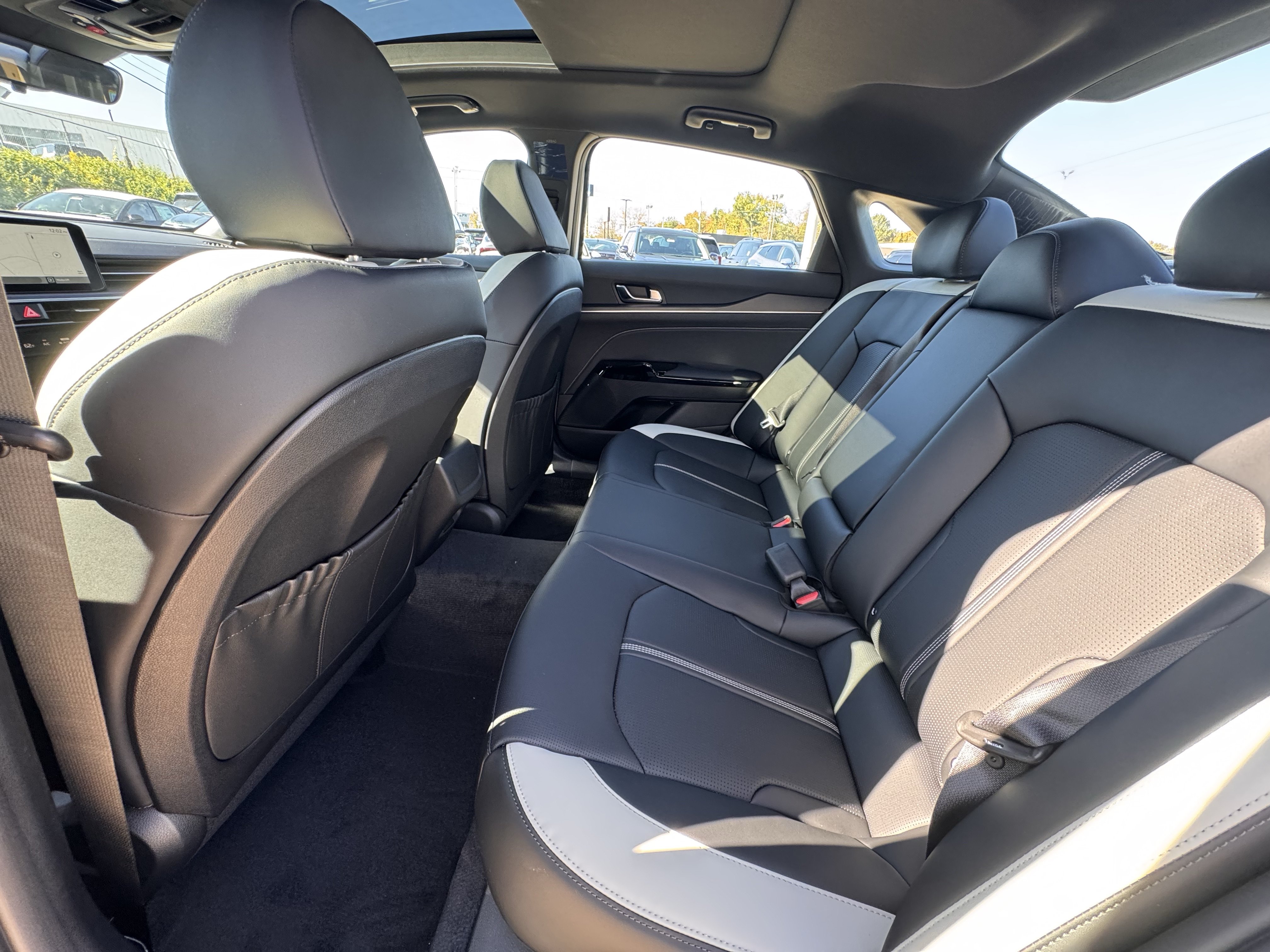 New 2027 Kia K5 GT-Line AWD/4WD image 14