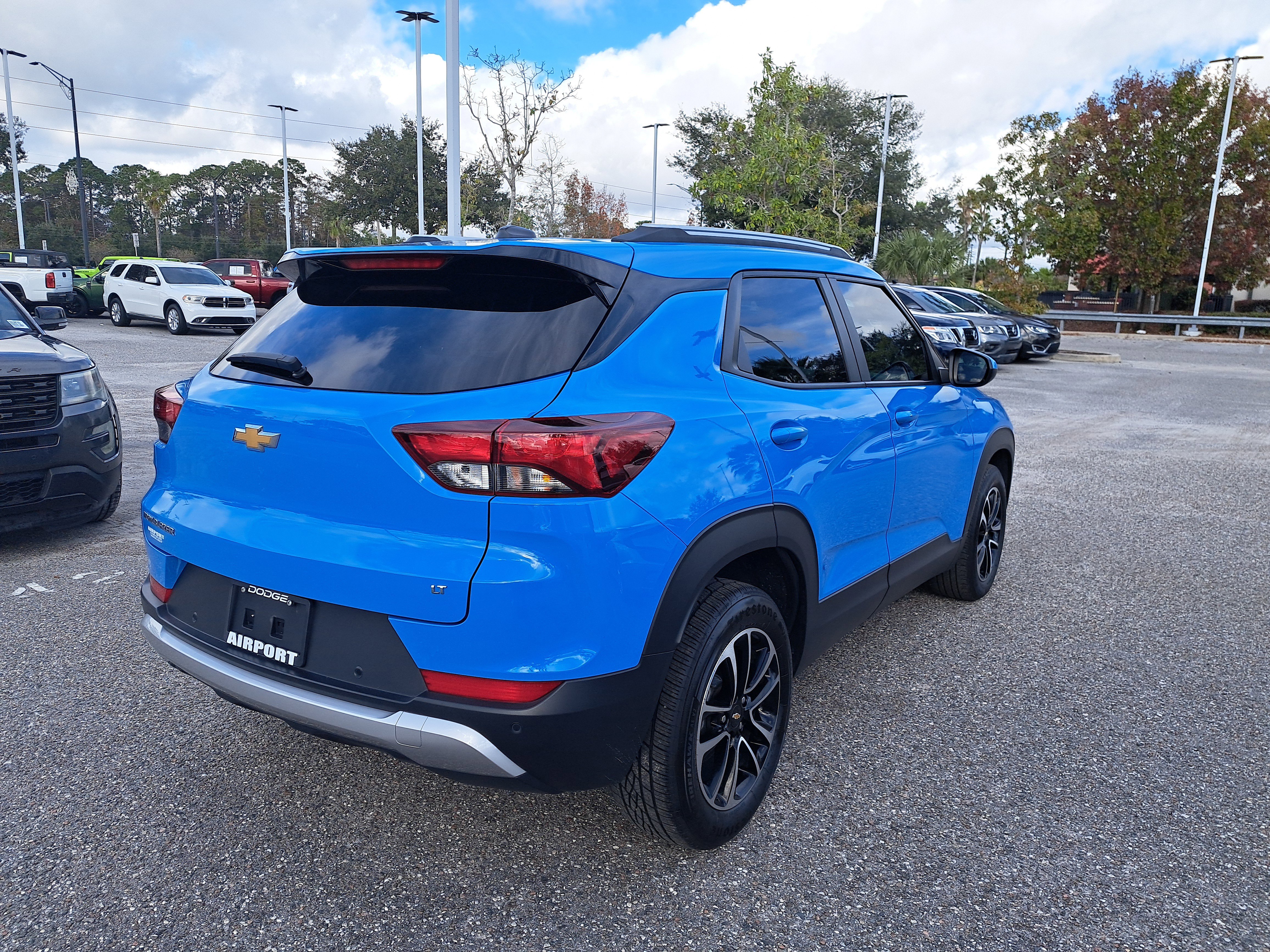 Used 2024 Chevrolet TrailBlazer LT w/ Driver Confidence Package image 6