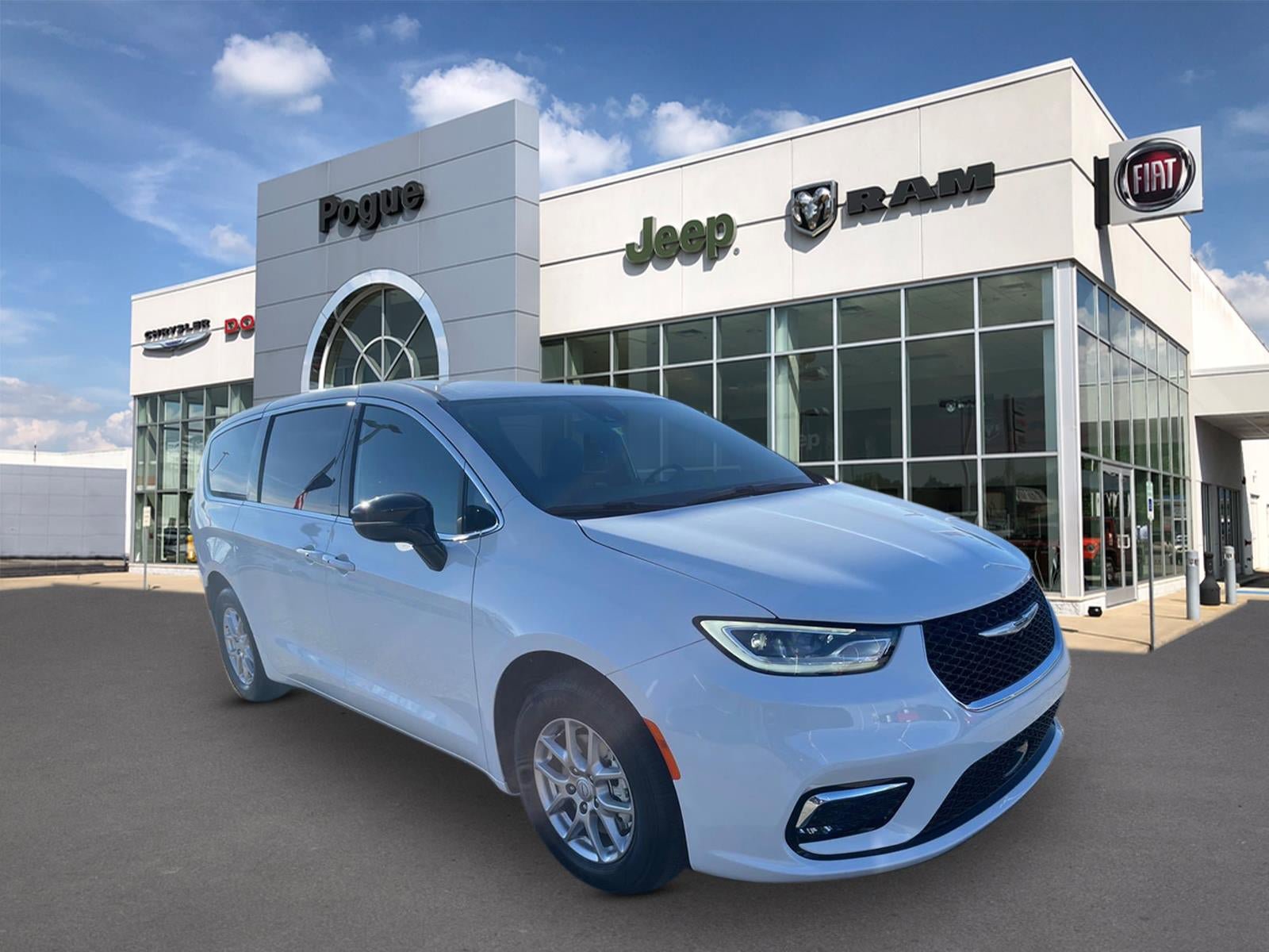 New 2026 Chrysler Pacifica Select image 1