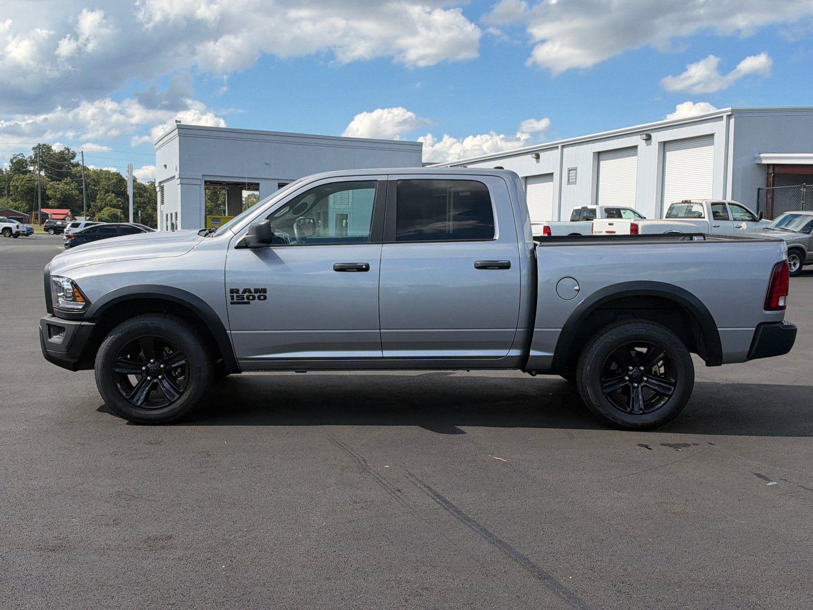 Used 2024 RAM 1500 Warlock AWD/4WD image 8