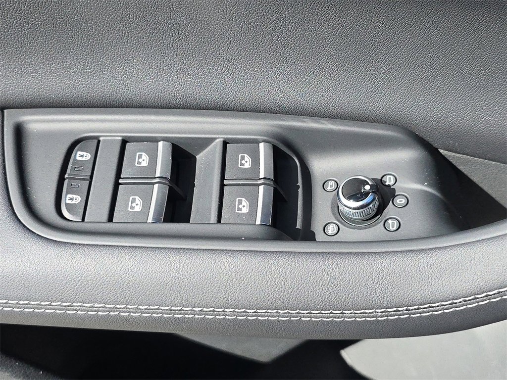 Certified 2025 Audi Q7 3.0T Premium Plus image 20