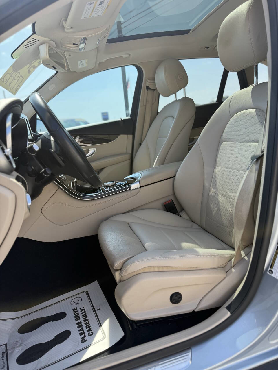 Used 2018 Mercedes-Benz GLC 300 GLC 300 4MATIC AWD 4dr SUV image 10