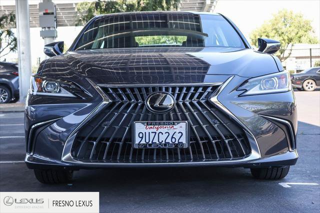 Certified 2025 Lexus ES 300h w/ Premium Package FWD image 2