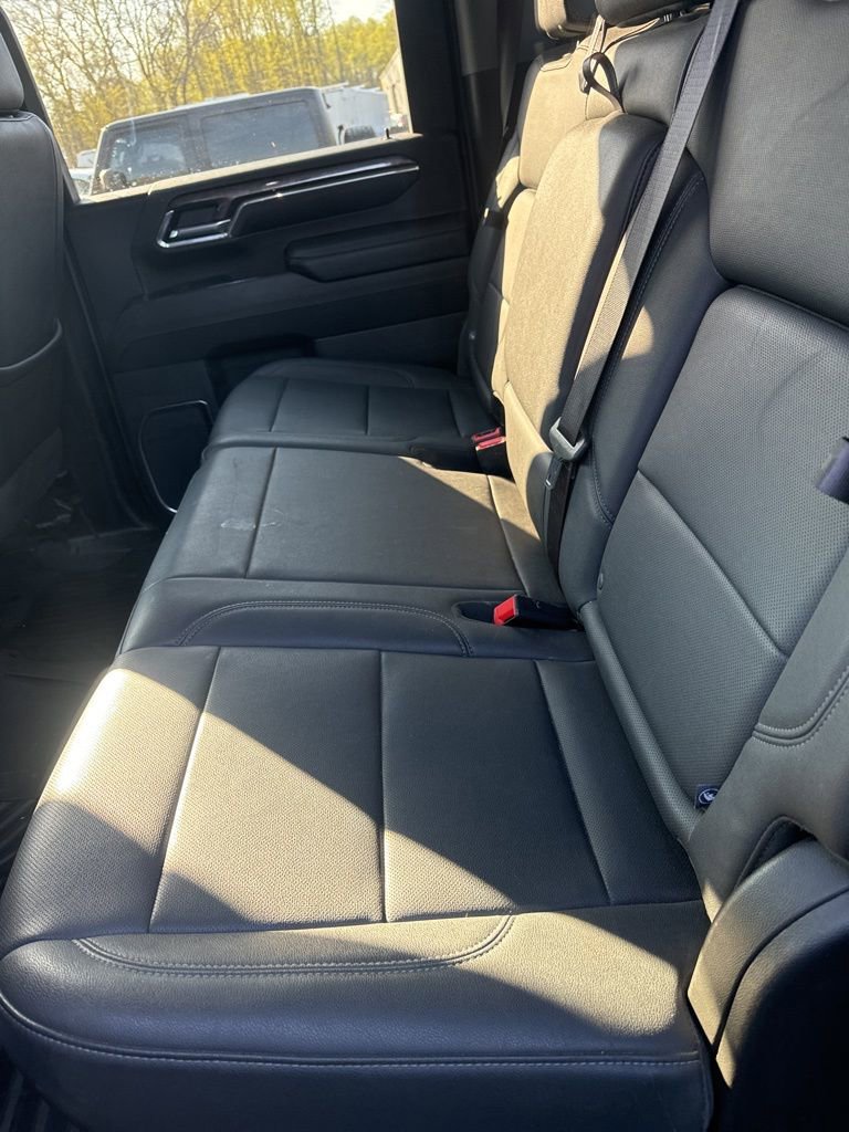 Used 2024 Chevrolet Silverado 2500 LTZ w/ LTZ Premium Package image 16