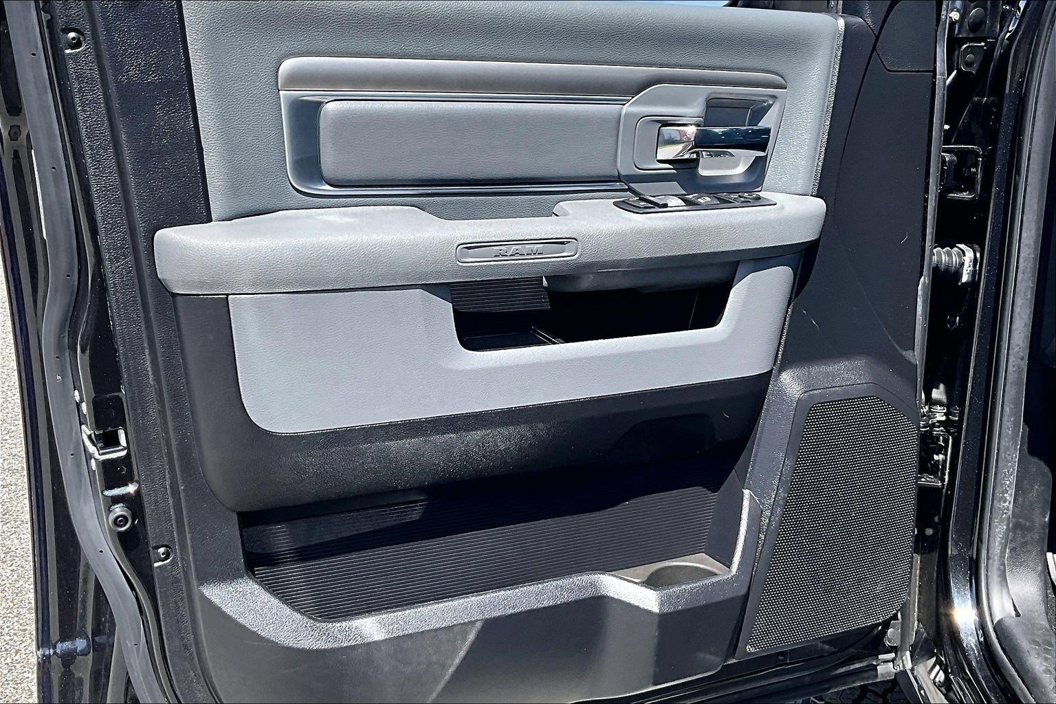 Used 2016 RAM 1500 Big Horn AWD/4WD image 19