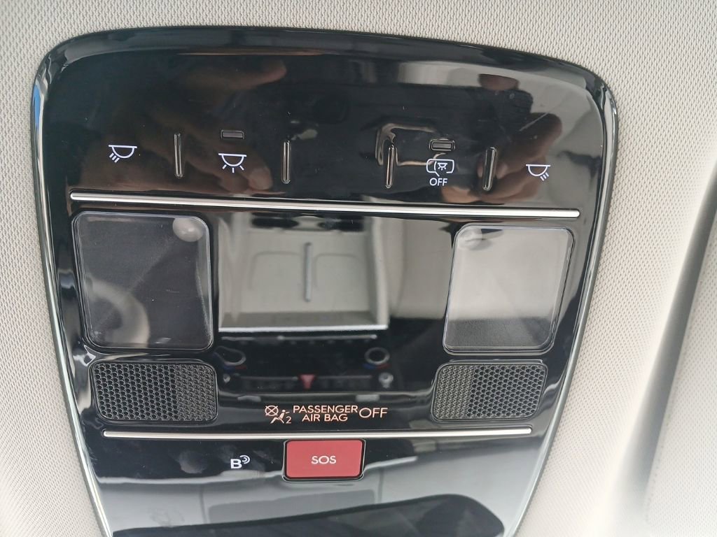 Used 2024 Hyundai Santa Fe SEL AWD/4WD image 24