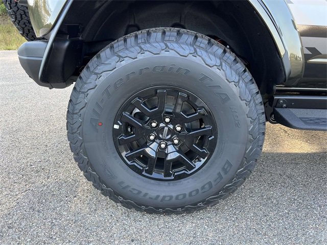 New 2025 Ford Bronco Raptor image 11
