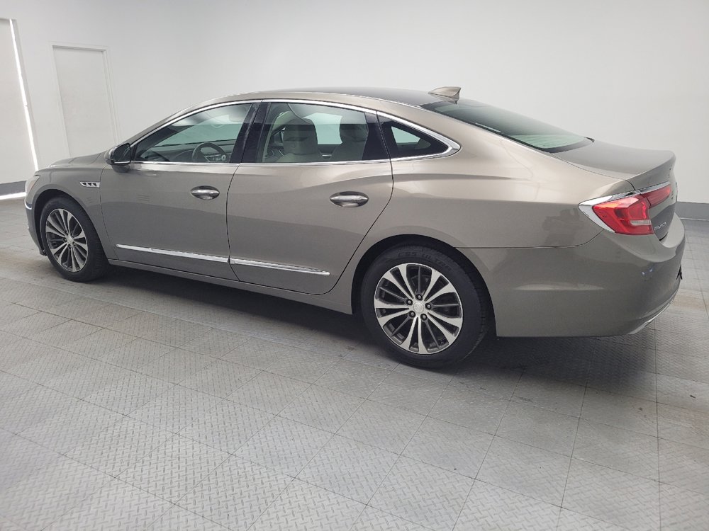 Used 2017 Buick LaCrosse Preferred image 3