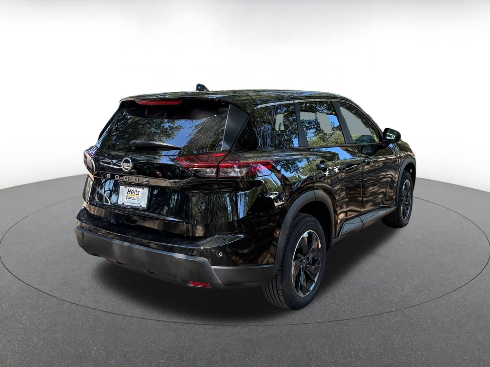 Used 2025 Nissan Rogue SV FWD image 7