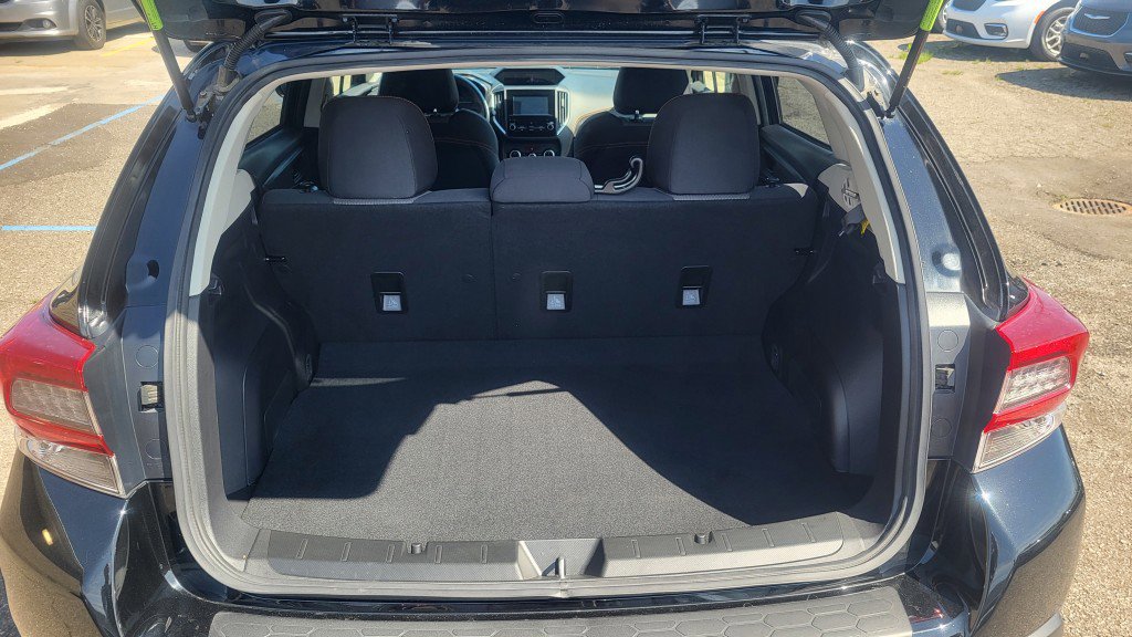 Used 2023 Subaru Crosstrek 2.0i Premium image 11