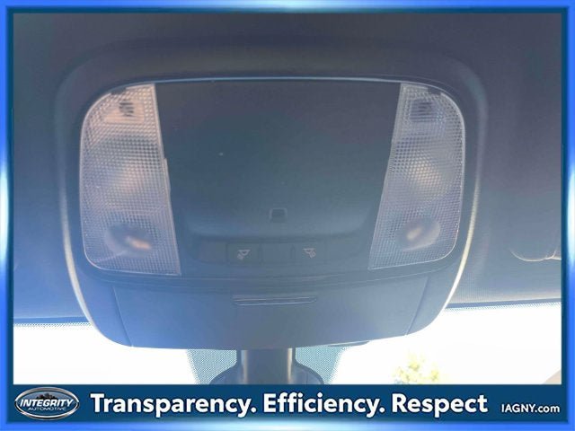 Used 2023 Dodge Durango SXT AWD/4WD image 30