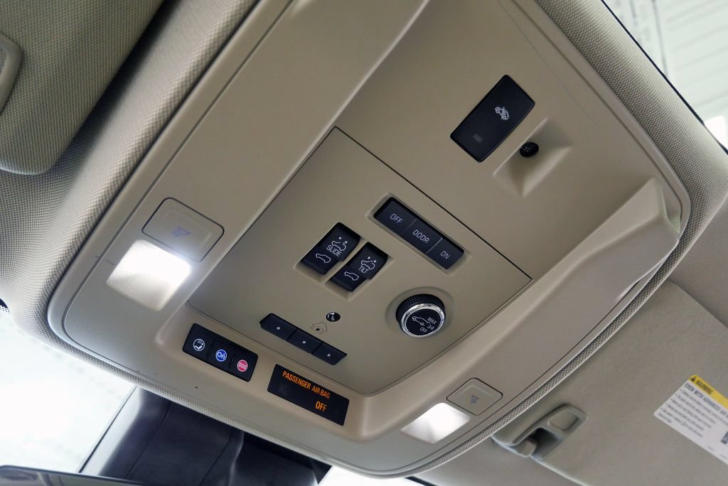 Used 2020 Cadillac Escalade Luxury AWD/4WD image 33