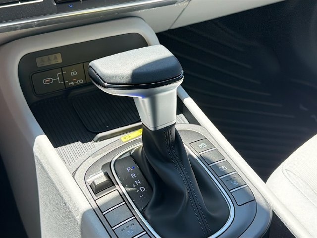 New 2026 Hyundai Kona SEL Sport FWD image 16