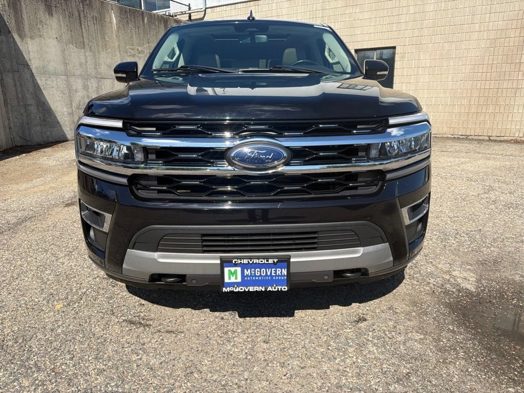 Used 2023 Ford Expedition Limited AWD/4WD image 10