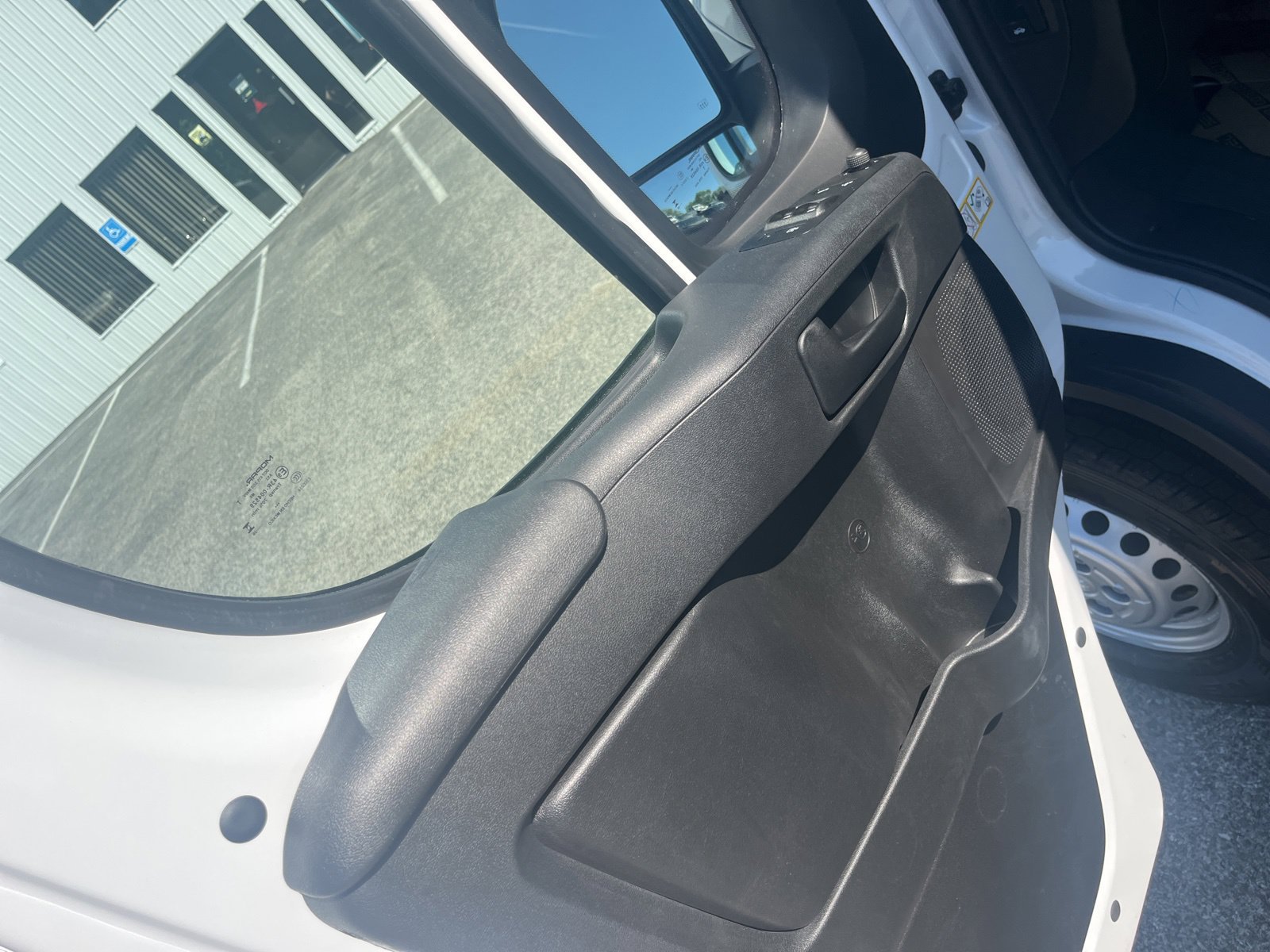 New 2026 RAM ProMaster 2500 w/ Convenience Group FWD image 14