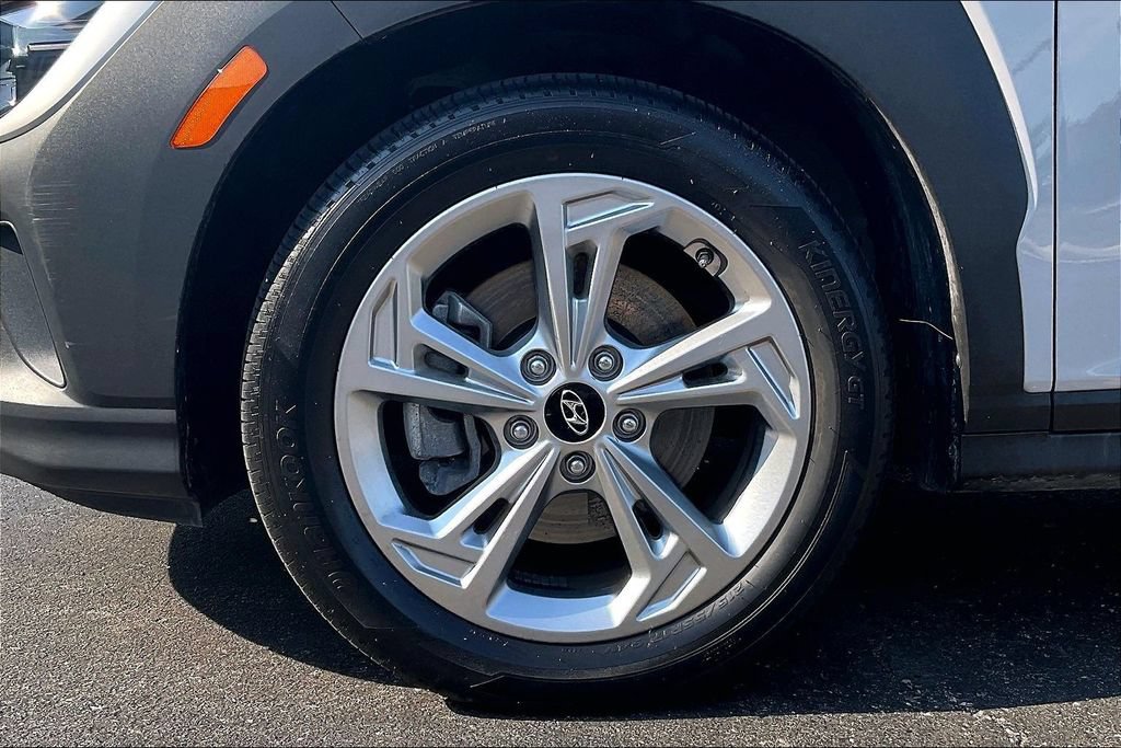 Used 2022 Hyundai Kona SEL w/ Convenience Package AWD/4WD image 10