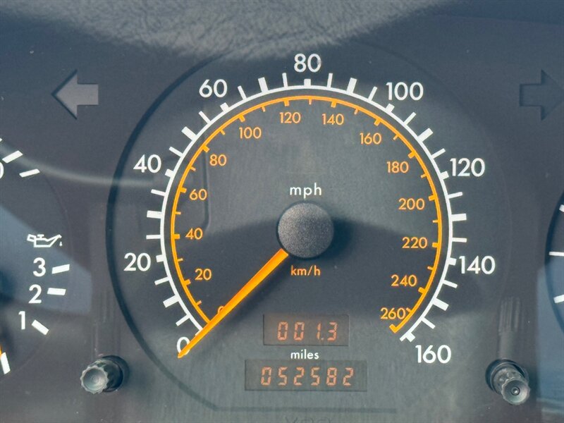 Used 1995 Mercedes-Benz S 600 Sedan image 28