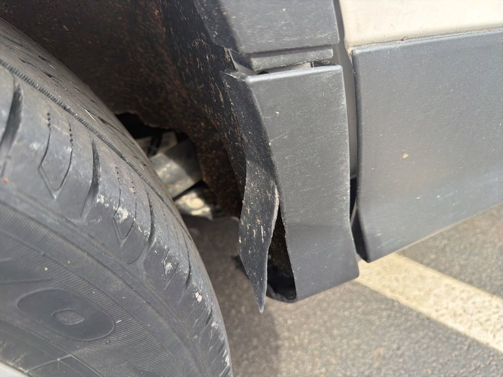 Used 2019 Ford Escape SE image 5