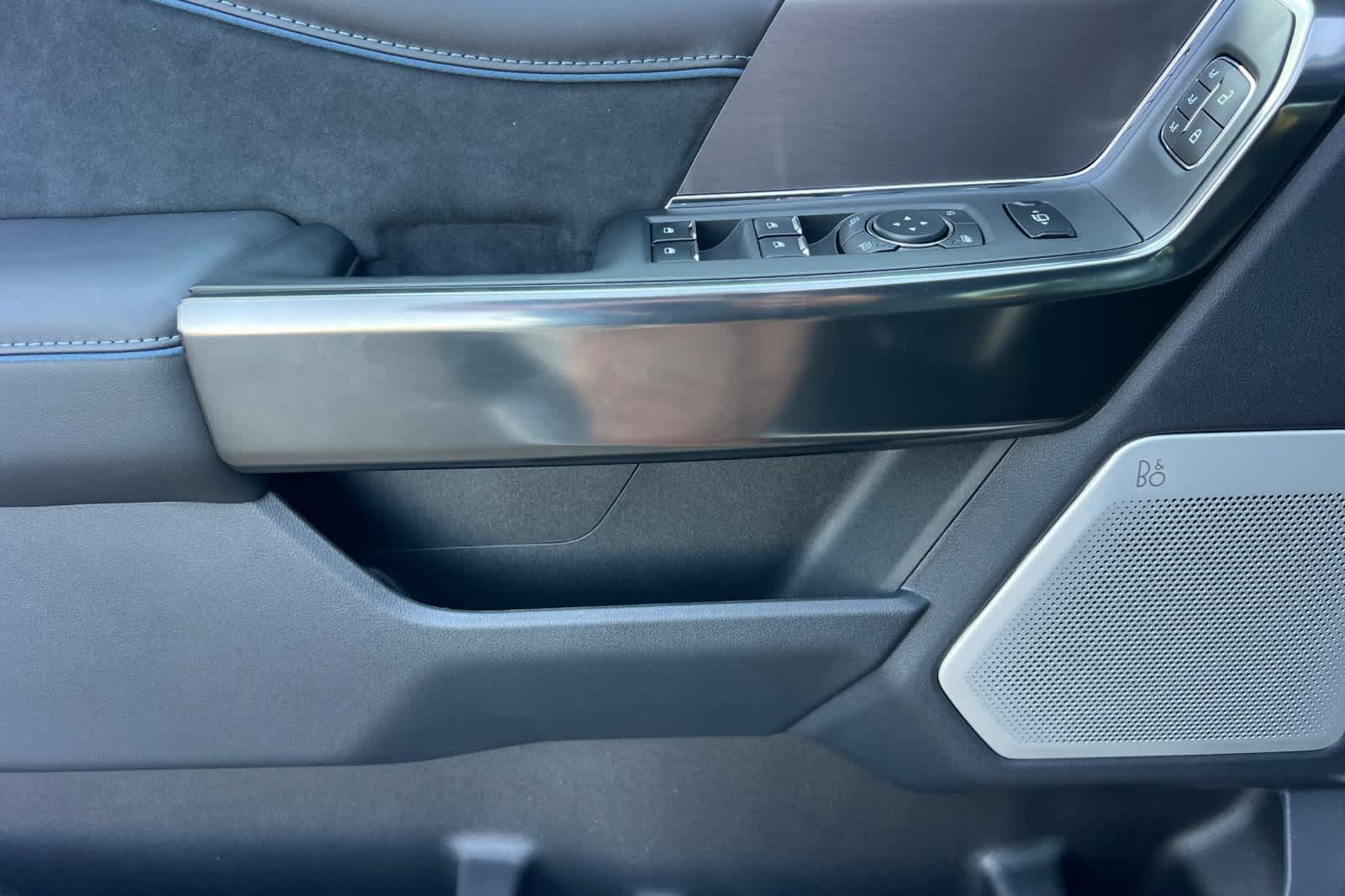 New 2026 Ford F250 Platinum AWD/4WD image 13