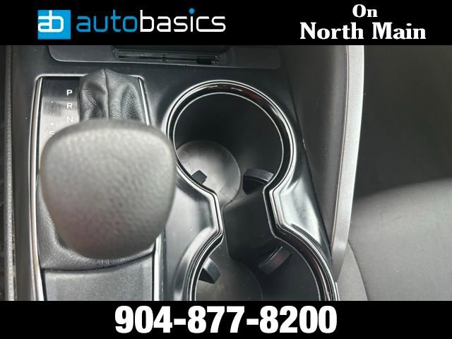 Used 2020 Toyota Camry LE image 32