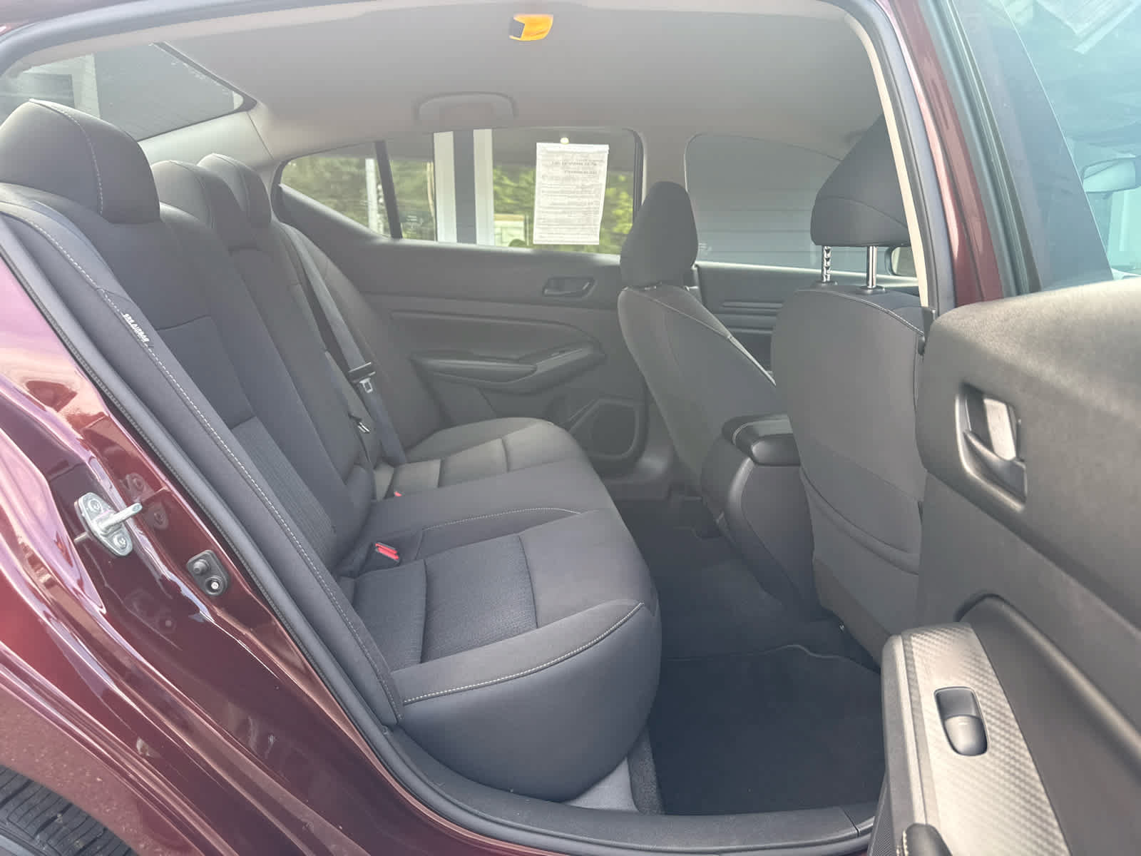 Used 2024 Nissan Altima 2.5 SV FWD image 19