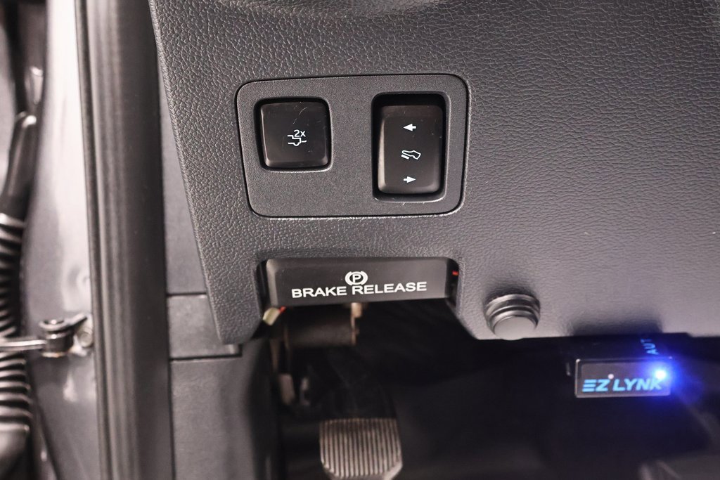 Used 2022 Ford F450 Platinum w/ FX4 Off-Road Package image 29