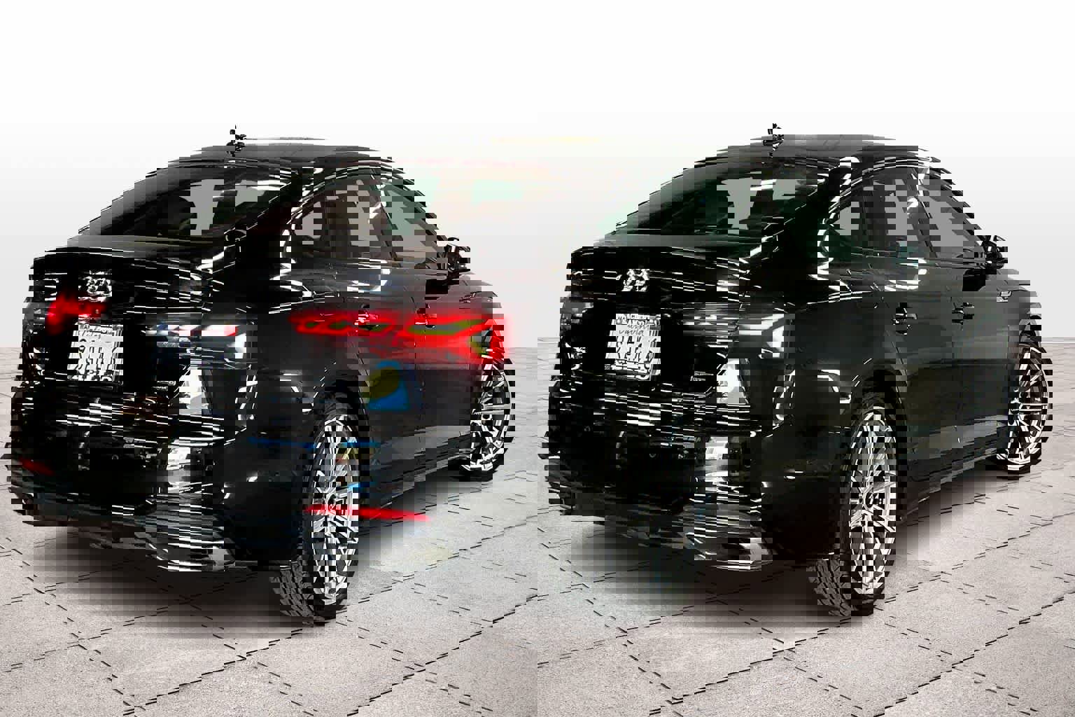 Used 2025 Audi A5 2.0T Premium Plus w/ Convenience Plus Package image 15