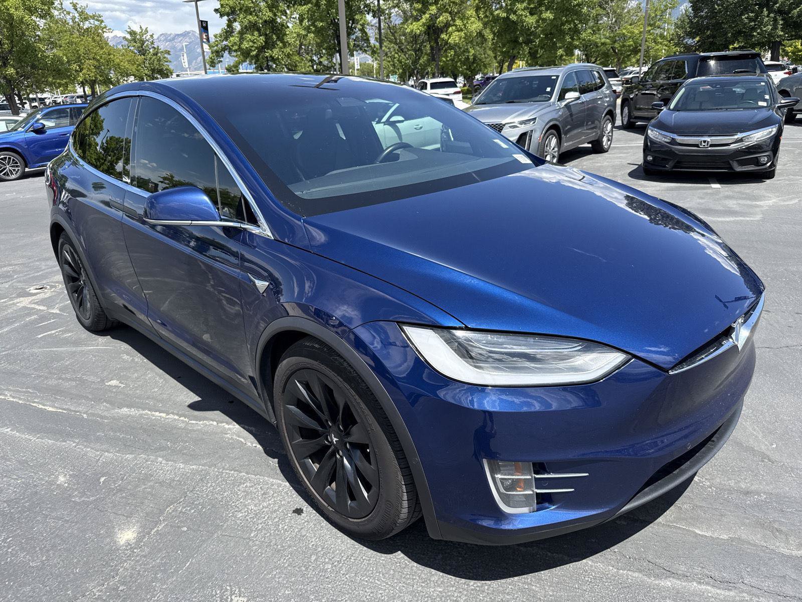 Used 2017 Tesla Model X 90D AWD/4WD image 4