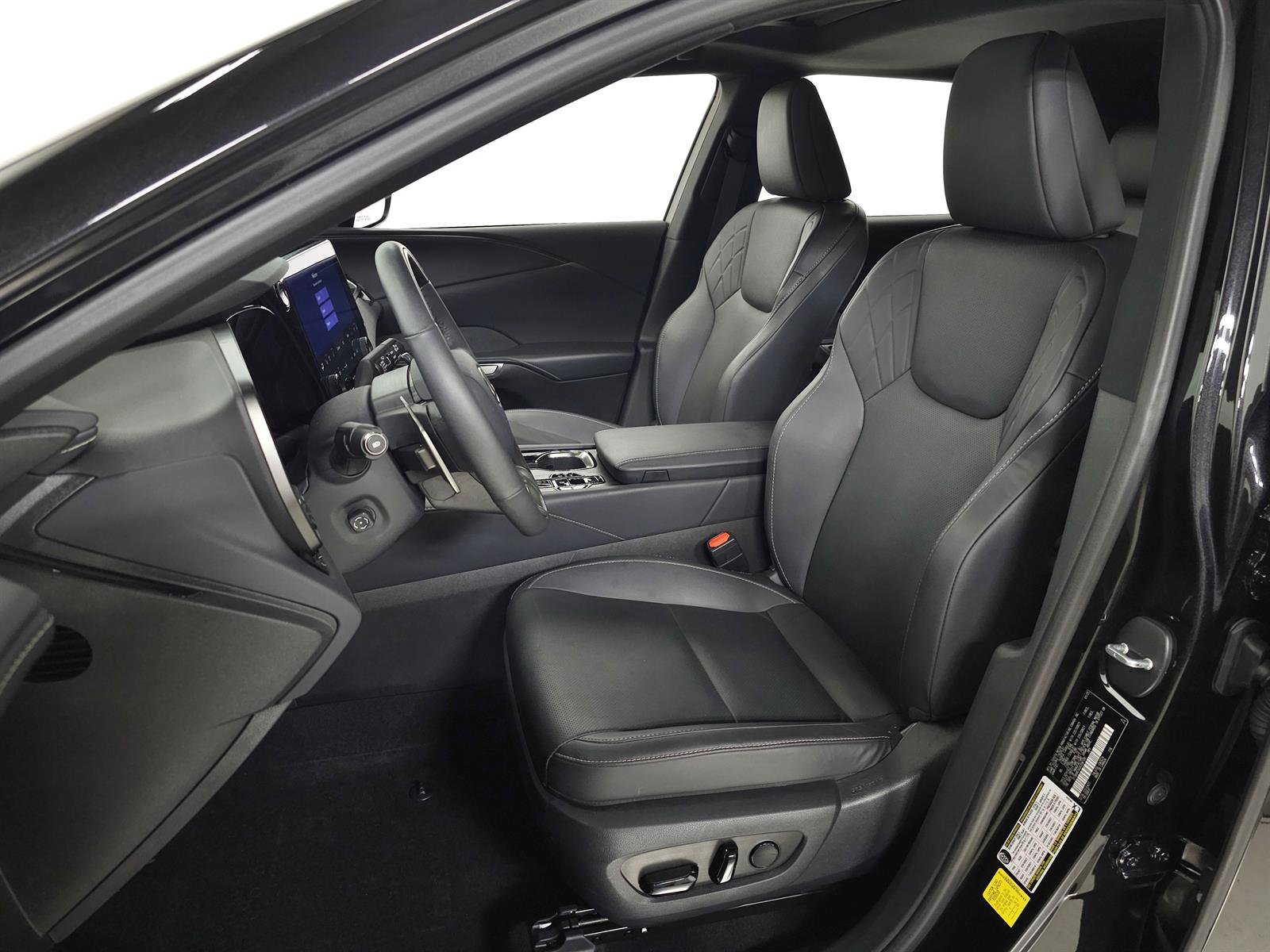 Used 2025 Lexus RX 350 F Sport w/ Accessory Package (Z1) AWD/4WD image 17