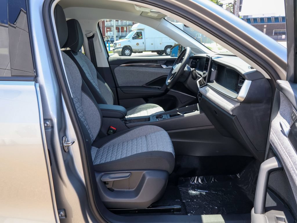 New 2026 Volkswagen Tiguan S FWD image 26