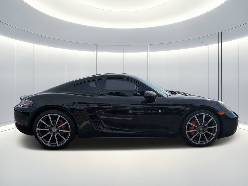 Used 2017 Porsche 718 Cayman S RWD image 3
