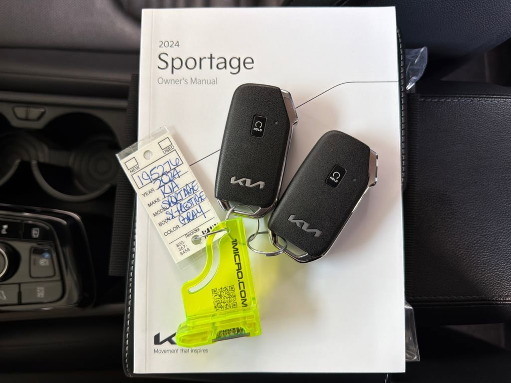 Used 2024 Kia Sportage SX image 36